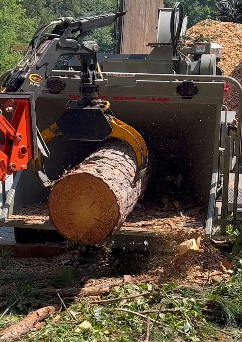 Carlton 2821 (21" Drum Chipper) Radius Industrial Works