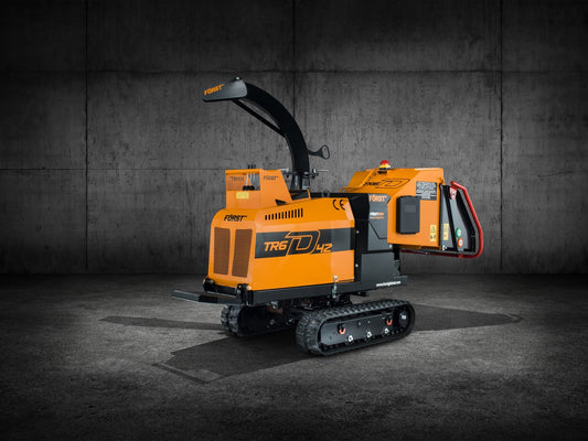 Först TR6D 42 | 6" 42HP Diesel Tracked Woodchipper view 2 Radius Industrial Works