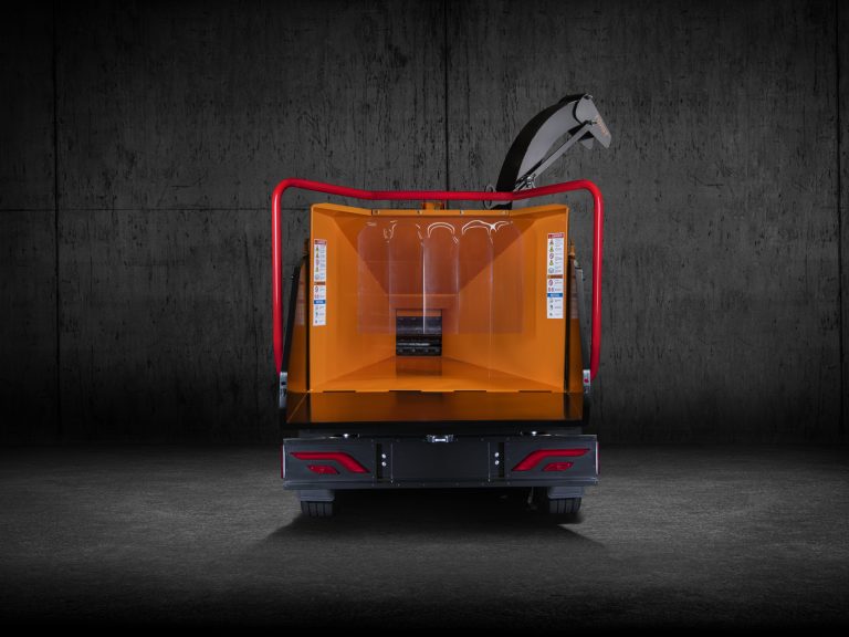 Först ST8D | 8" 55HP Diesel Wheeled Woodchipper view 7 Radius Industrial Works