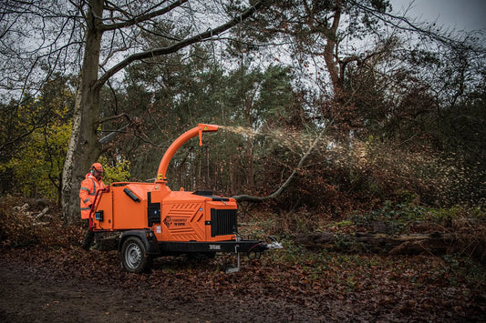 Timberwolf 280PHB Gasoline (8" Tow-behind) Timberwolf